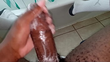Preview 4 of Tube Milf Omaha - A awesome handi 6