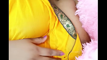 Preview 2 of Baby White Mom - Indian teen sexy girl