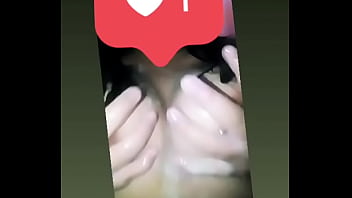Preview 2 of Dinner Tabke - Jovencita mostrando sus tetas