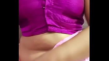 Preview 1 of Sexy Videos Indin - indian girl in Ahmedabad having fun