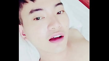 Preview 2 of Bot Moms - Hot gay sg bị chịch n&aacute_t đ&iacute_t