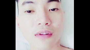 Preview 3 of Bot Moms - Hot gay sg bị chịch n&aacute_t đ&iacute_t