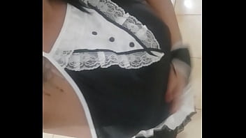 Preview 1 of Japanese Deep Kissing Oldman - Pamela Ferrary sendo dom&eacute_stica e metendo com o Patr&atilde_o
