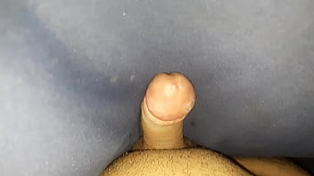 Preview 1 of Hanging Swinging Tits - Cum debajo de las sabanas...