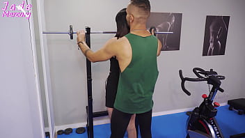 Preview 1 of Sonam Kapoor Sex Com - Me gusta ver como el entrenador se folla a nuestra amiga