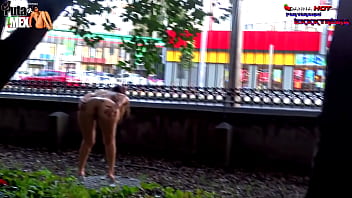 Preview 3 of Bonded To Sex - LA PUTA DANNA HOT DESNUDA EN PUBLICO Y CHUPANDO LA POLLA DE UN DESCONOCIDO EN CHAPULTEPEC
