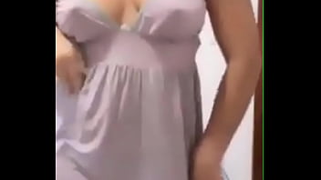Preview 1 of Two Ponny Babysitter - Baile sexi