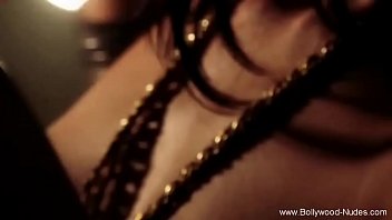 Preview 4 of Wwwxxx Voi - Bollywood Naked Daning MILF