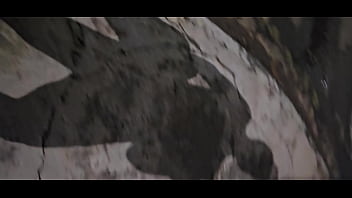 Preview 3 of Cum Twin - Exibicionismo na rua
