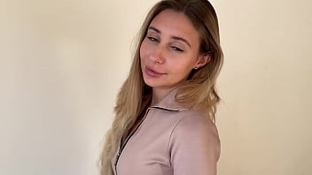 Preview 1 of Whorecraft V09 - sunshine blowjob with huge cumshot