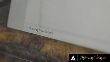Preview 1 of Chut Faad Di - MOMMY&#039_S BOY - Mature MILF Syren De Mer Has Her Pussy Roughly Fingered By Her 20yo Secret Admirer