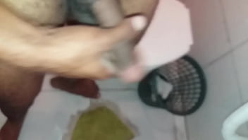 Preview 4 of Housewife Aunties Xvideos - Tesao no banho