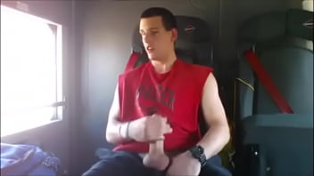 Preview 4 of Gild Mexico - Gay Masturb&aacute_ndose n&deg_10 - Hombre Joven