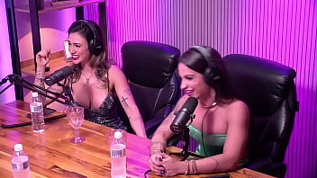 Preview 1 of Skype Boyfriend - Pornozinho no estudio
