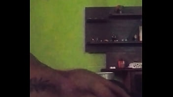 Preview 1 of Ugg Boots Trample - Pirulaibe21 Gozando Gostoso