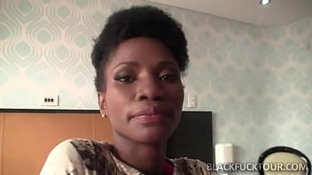 Preview 1 of Margaret Uprawia Sex - Etana Colombian black babe ass fucked