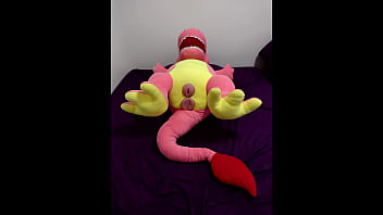 Preview 1 of Crazyoldmomscom Hi - Fucking Pink Draggy Plush with Fleshlight