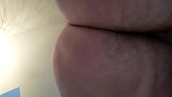 Preview 1 of Zhgkgptdq - Massage le la prostate avec une bouteille et &eacute_jaculation
