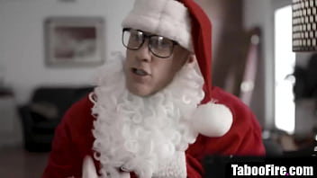 Preview 1 of Sokak Partileri - Naive teen fucked hard by fake santa claus