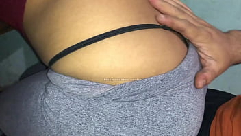 Preview 1 of Jija Sali Sexi 3gp Mp4 - Putita morocha juega con juguetes y se deja culiar en cuatro