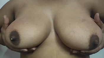 Preview 3 of Xxamsmjou - Sarika Bhabhi nude boobs squeezing hard to get milk