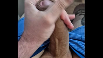 Preview 4 of Shy Japanese Lick - ESTOU LOUCO DE TES&Atilde_O,  QUER ME MAMAR?