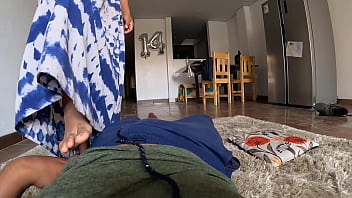 Preview 1 of Tube Porn Tenor - Me aplico la de boca come y culo paga,  pero todo sea por comer pollito este fin de semana,  pollito con papas