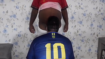 Preview 1 of Nawtymimi 4 - Depois do Futebol Urso Negro Fode o Cu Rosa do Goleiro No Pelo (COMPLETO)