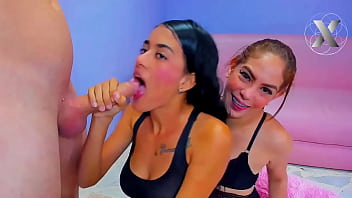 Preview 1 of Artikel Noah - college sluts suck my whole dick for helping them with their homework