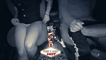 Preview 3 of Sister Porn Download - Sal&iacute_ del trabajo y como no traia para pagar el Uber le pagu&eacute_ con una mamada