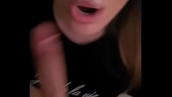 Preview 2 of Mom Fuck Boy Amerika Syarikat - College girl Deep throat&rsquo_s until she gets a cum shot