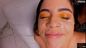 Preview 2 of Japan N Dad - La Putita menuda,  Little Lolly,  aceitada,  follada y con la cara cubierta de semen espeso y pegajoso