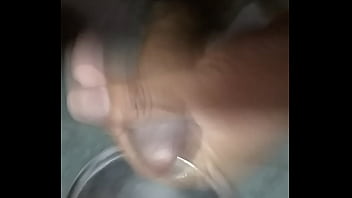 Preview 2 of Xnxx Amator - Masturbation lots of cum