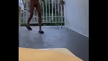 Preview 3 of Motfrench Swalloing Sperm - Nude house 2