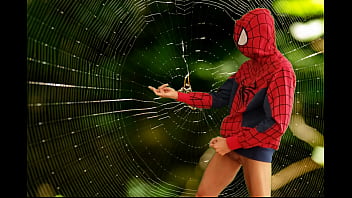 Preview 3 of Encoxada 002 - Cosplay Spider-man jerking