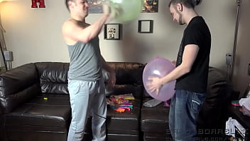 Preview 4 of Indonedia Sax Xxx Video - Blowing up and Humping Balloons
