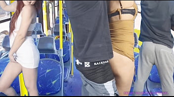 Preview 4 of Niceload - Estudante foi encoxada dentro do transporte p&uacute_blico!