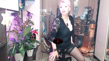 Preview 1 of Amazing Swing Run - Loud moaning solo orgasm of sexy mature bbw bitch !