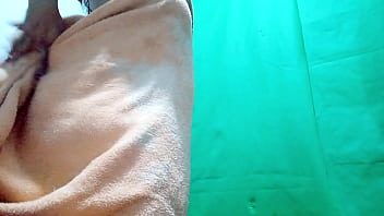 Preview 3 of Www Sex Xnx - INCREDIBLE THIS OLD WOMAN&#039_S FREE HOMEMADE PORN!! SHE PUTS ON HER TOWEL BEFORE GOING TO SHOWER,  THEN COME OUT HOT FROM BATHING AND TOUCHES HER SEXY BODY
