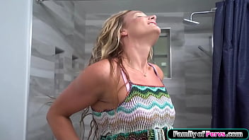 Preview 1 of Orgia En Eloisa - I feel like my stepson is eyefucking me