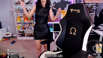 Preview 2 of Malay Mifl Tube - TWITCH THOT CINCINBEAR BRALESS DRESS SIDE BOOB TEASE