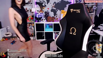 Preview 1 of Malay Mifl Tube - TWITCH THOT CINCINBEAR BRALESS DRESS SIDE BOOB TEASE