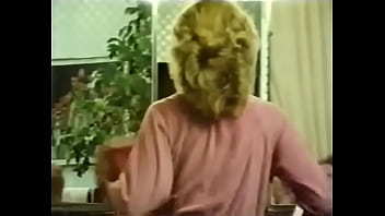 Preview 1 of Sexy Girl Sucks On A Big Schlong - Bits and Pieces: Sexy Nude Girl GIF