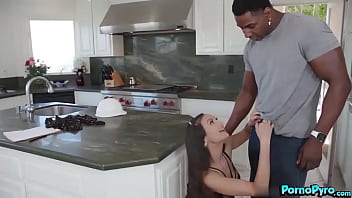 Preview 2 of Amateur Great Squirts - Latina Actress Eliza Ibarra Gets Fucked By Big Black Muscular Man