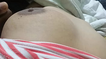 Preview 1 of Massive Cock Gay Porn - Cunhada s&oacute_ deixou gozar nos peitinhos