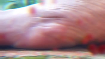 Preview 3 of Age15 Boys And Girls Sexcy Xxx - Giant Crushes Tiny People