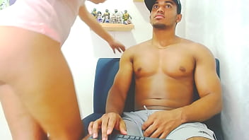 Preview 2 of Cuckold Dirty Adventure - V&iacute_deo de verificaci&oacute_n