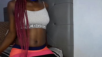 Preview 1 of Xxxsbdo - Hoy brunette abri&eacute_ndose el culo para ti