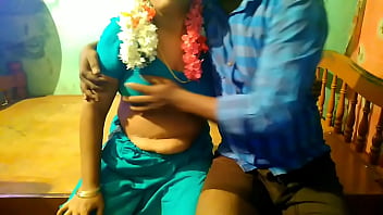 Preview 1 of Sex Indonesia Kepergok - tamil Jasmine flower aunty pressing big boobs