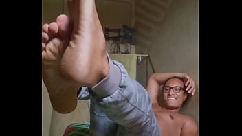 Preview 4 of Seachbig Brother Africa Nude - PIG 1 P&Eacute_S GRANDES